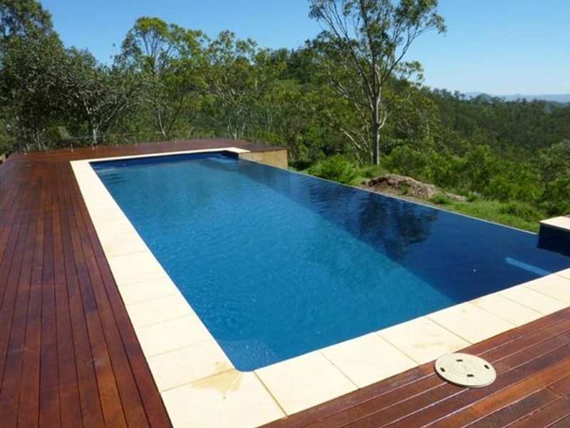 Local Pools and Spas Sydney Above Ground Fibreglass Pools with Maxi Rib 6